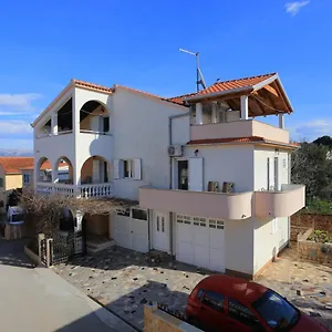 By The Sea Slatine, Ciovo - 16341 Slatine